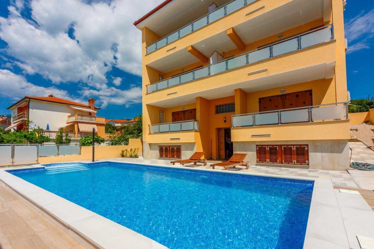 House View Apartment Novi Vinodolski Exterior foto