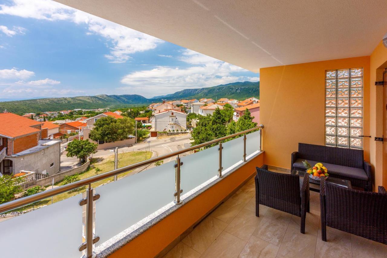 House View Apartment Novi Vinodolski Exterior foto