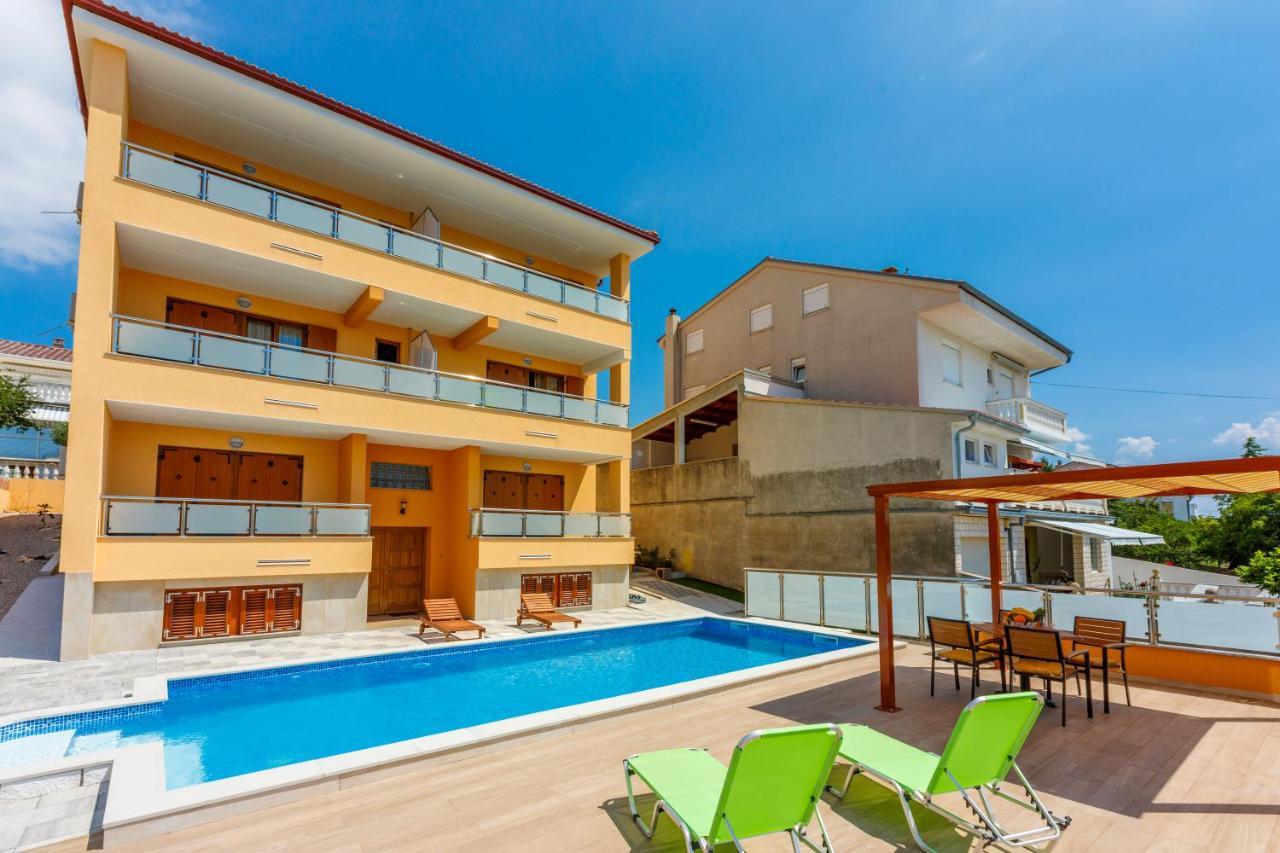 House View Apartment Novi Vinodolski Exterior foto